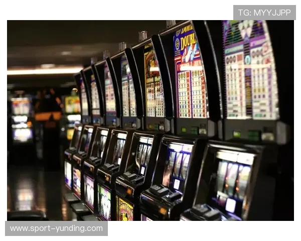 巨型老虎机如何利用免费旋转和奖金轮提升获胜几率的实用技巧